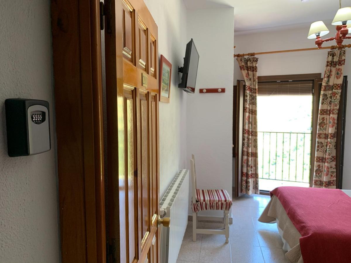 Hostal Atalaya En Capileira Cb المظهر الخارجي الصورة